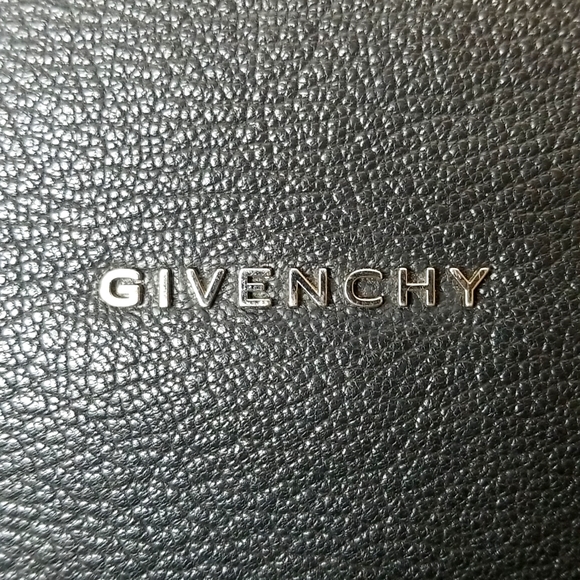 FINAL PRICE🔥Givenchy Black Goatskin Pandora Medium Bag W/ Silver Hardware~VGUC - Picture 13 of 16